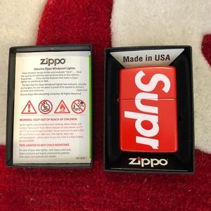 Supreme Logo Zippo SS18